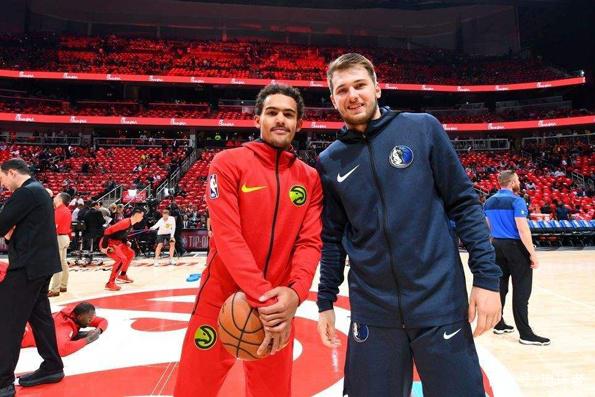 中国冰壶男队5连胜锁定循环赛前三 向米兰冬奥席位冲刺（中国冰壶男队豪取五连胜，稳居循环赛前三，冲击米兰冬奥名额）