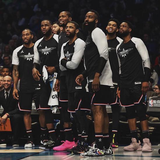 球探报告：新萨利巴还是迷你科纳特？详解枪手目标中卫雅凯（球探解读：萨利巴2.0还是小科纳特？深度剖析阿森纳目标中卫雅凯）