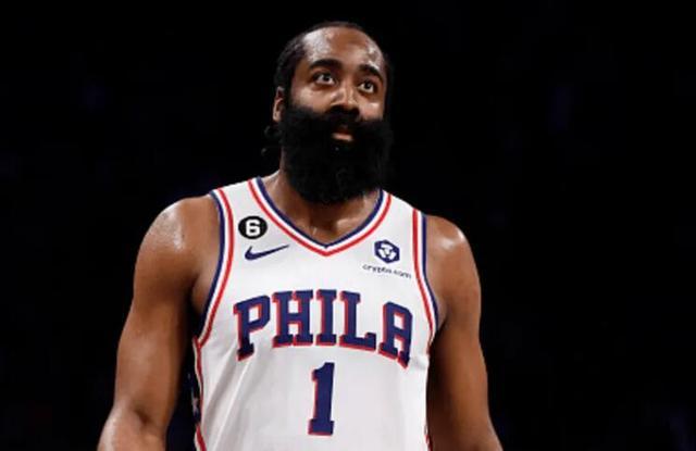 换我上赛季就早早下课了（搁上赛季，我怕是早被解职了）