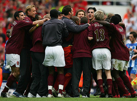 形势不妙！雄鹿7连败现存联盟最长，排名跌至东部第11