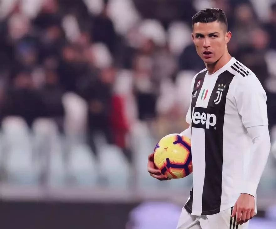 组比赛中 组比赛中